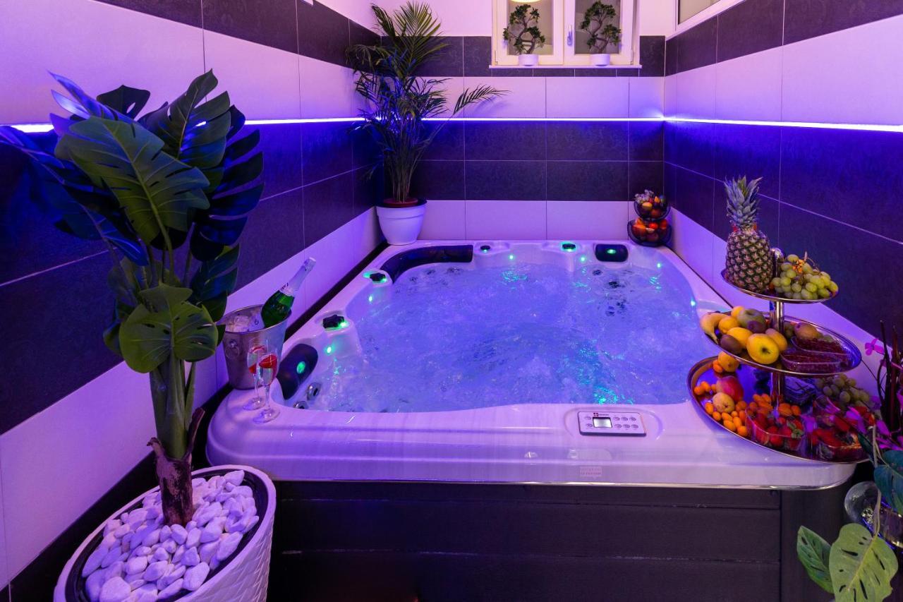 Apartment By The Way Hot Tub And Free Parking Dubrovnik Exteriör bild