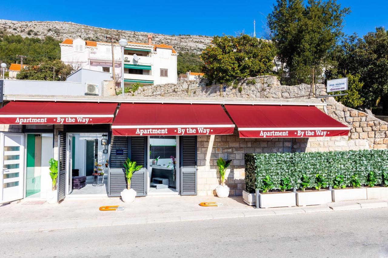 Apartment By The Way Hot Tub And Free Parking Dubrovnik Exteriör bild