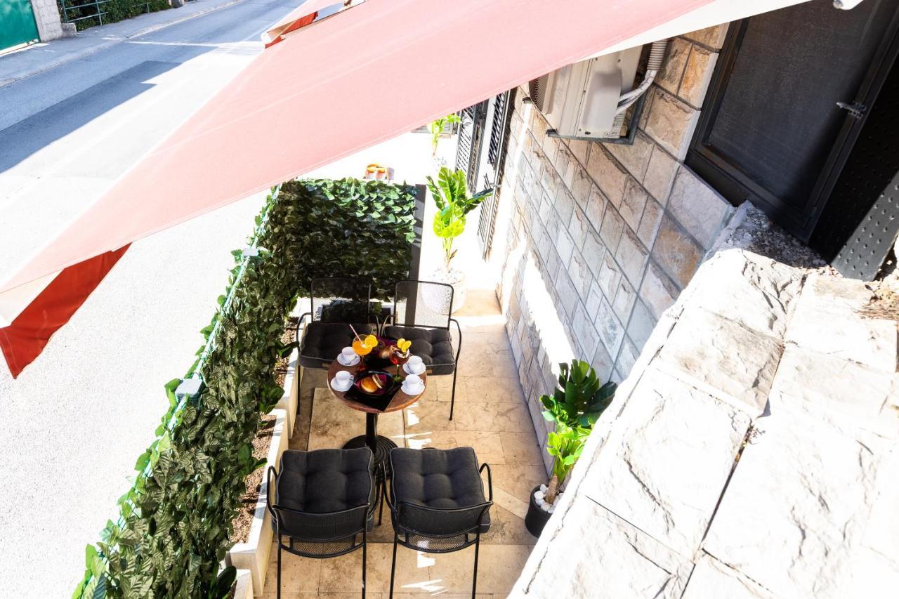 Apartment By The Way Hot Tub And Free Parking Dubrovnik Exteriör bild